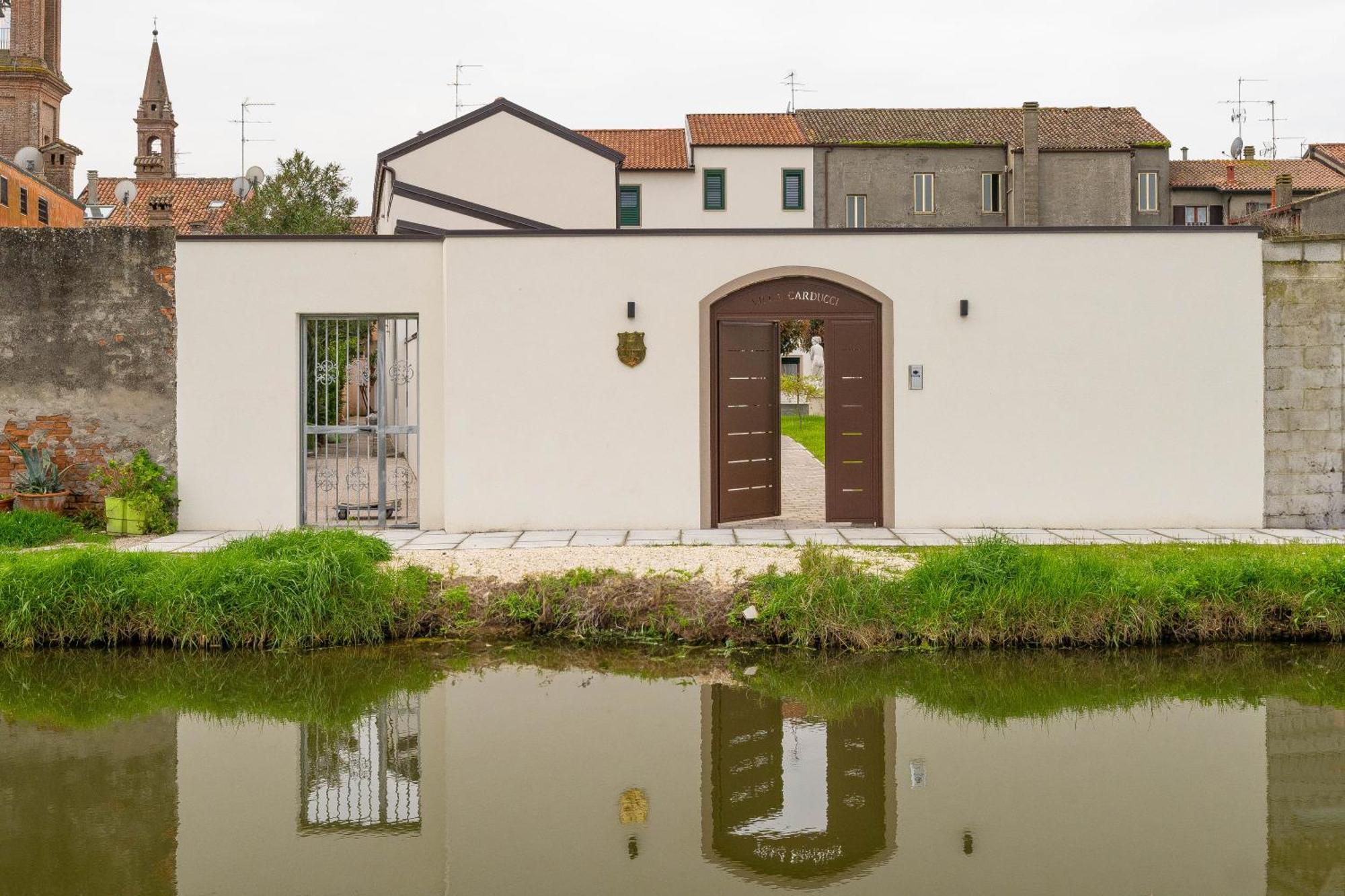 Villa Carducci Comacchio Eksteriør billede